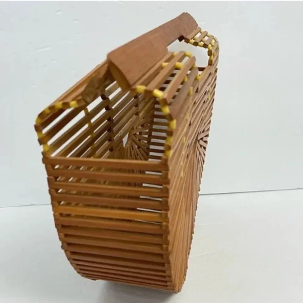 NWOT Bamboo Basket Handbag Natural Tan Woven Purse Summer Tote